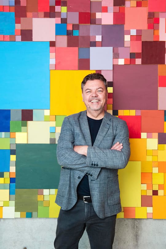 Patrik 'Padi' Bernhard, Schulleiter Gemeinde Arth und Leadsänger, Ewigi Liebi, Schul Extra Heft, 25. Juni 2024