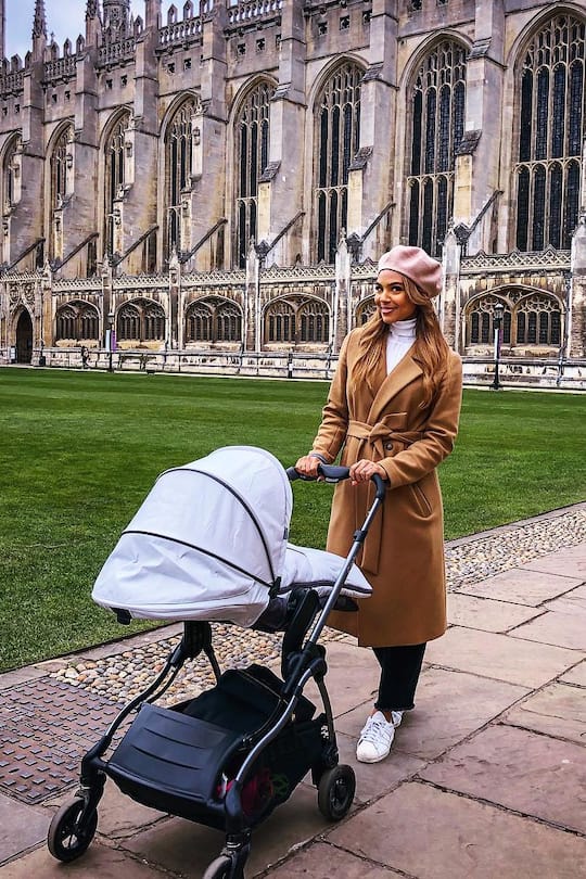 Alexandra Maurer Amélie Cambridge Februar 2019