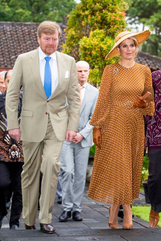 YOGYAKARTA, INDONESIA - MARCH 11: King Willem-Alexander of The Netherlands and Queen Maxima of The Netherlands visit the Prambanan Temple on March 11, 2020 in Yogyakarta, Indonesia. (Photo by Patrick van Katwijk/Getty Images)