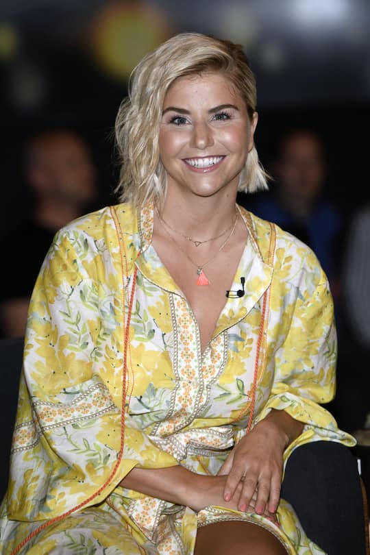 Beatrice Egli bei der Aufzeichnung der NDR-Talkshow 'Tietjen und Bommes' im NDR-Studio auf dem Messegelände. Hannover, 12.06.2019