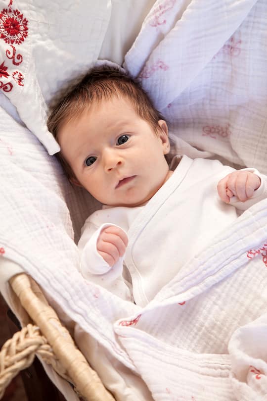 Carlos Leal Frau Jo Kelly und Baby Familie Fotos