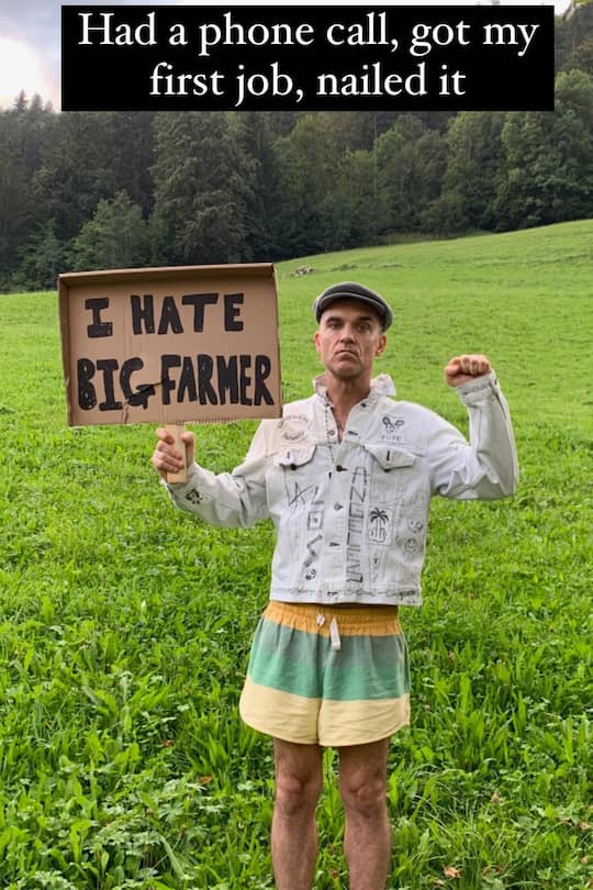 Robbie Williams demonstriert gegen Bauern?