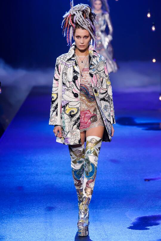 Bella Hadid auf dem Runway