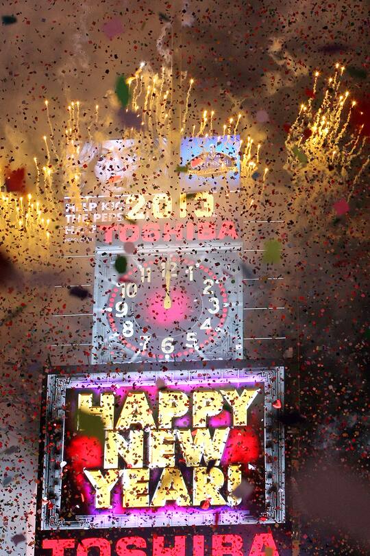 Feuerwerk Silvester rund um die Welt Sydney New York Berlin