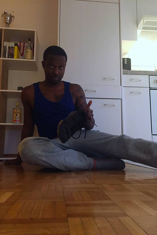 Charles Nguela (Youtube) Giacobbo Müller