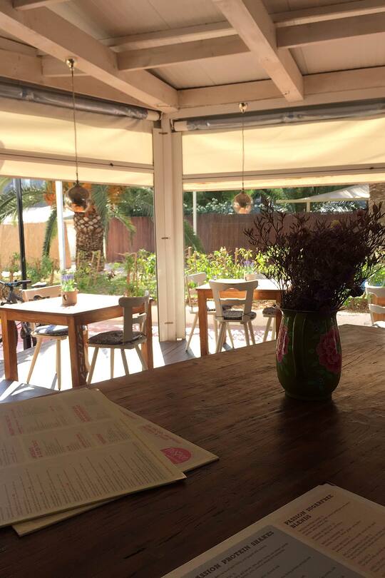 Ibiza Ferien Hotspots Cafe Blog Zoe Torinesi