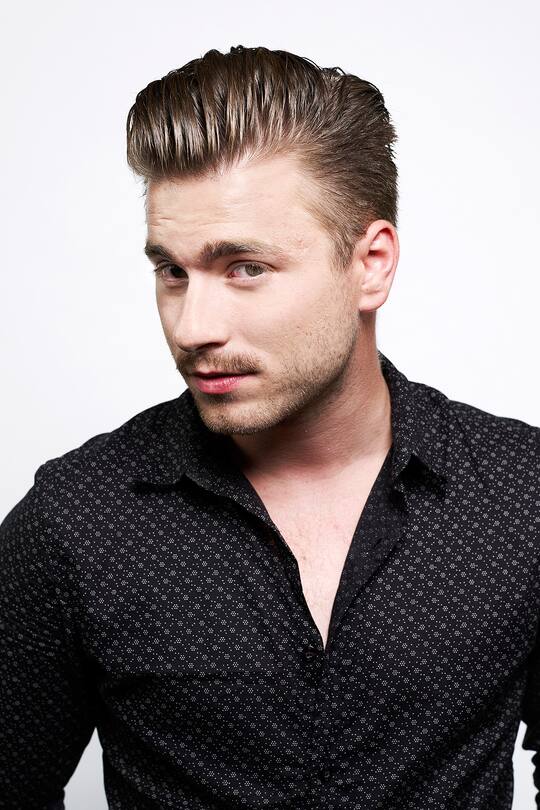 Baschi im indiskreten Interview