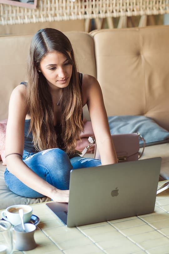 Sara Leutenegger Influencerin SI Shooting anlässlich Digitaltag Porträt Oktober 2018