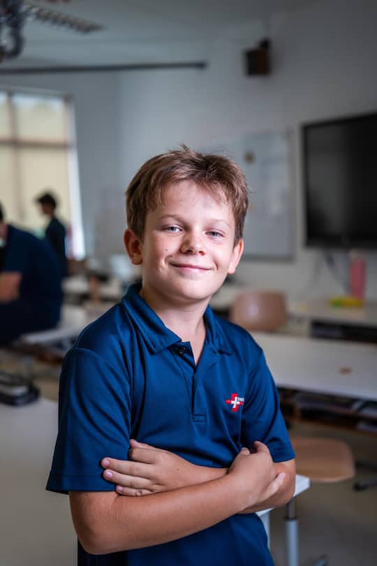 <p>Max (11) aus Raron VS, ist seit zwei Jahren hier. Die Familie mit vier Kindern wird nächstes Jahr wieder ins Wallis ziehen. «Endlich wieder Ski fahren!»</p>