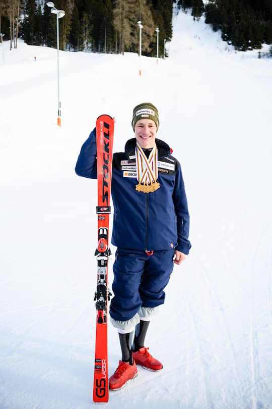 Er hat die Wut in Erfolge umgemünzt. Kurz nach dem Adelboden-Aus 2018 wird Odermatt fünffacher Junioren-Weltmeister.