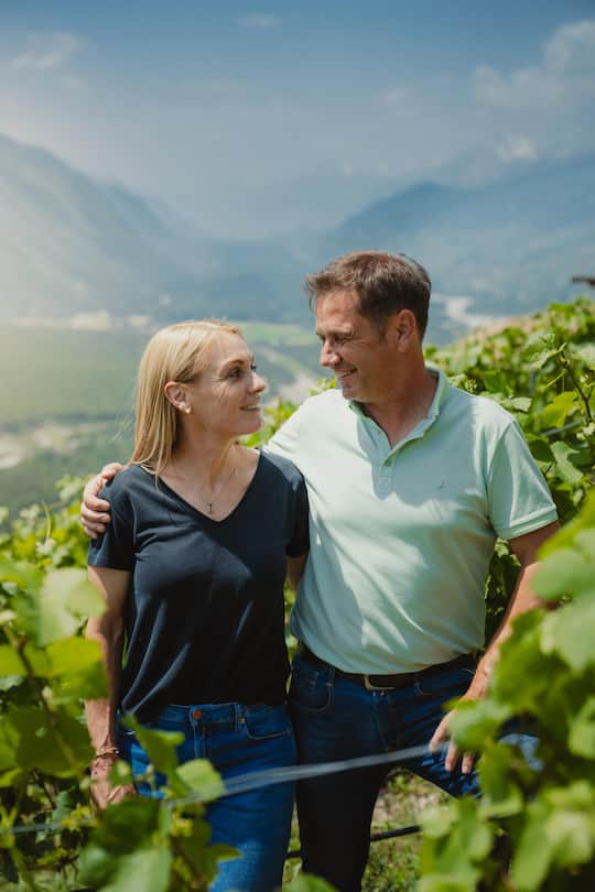 <p>Ihr Mann Jörg Seewer hat sie mit seiner Leidenschaft für Walliser Spitzenweine angesteckt.</p>