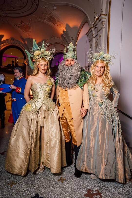 Markus und Hannah sind ein Ärzteehepaar aus München. Mit Tochter Dorothea (l.) bilden sie den «Neptun-Clan».