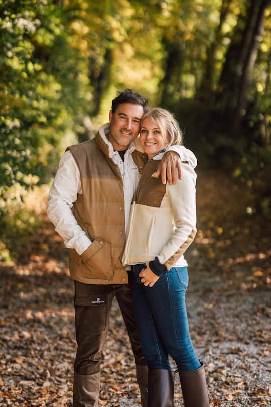 <p>Salar und Barbara Bahrampoori sind seit sieben Jahren ein Paar und seit 2023 verheiratet. Um die Liebe frisch zu halten, nehmen sie sich bewusst Zeit füreinander.</p>