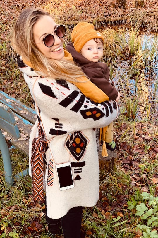 Zibbz-Sängerin Co Gfeller mit Sohn Bowie Leon 2020