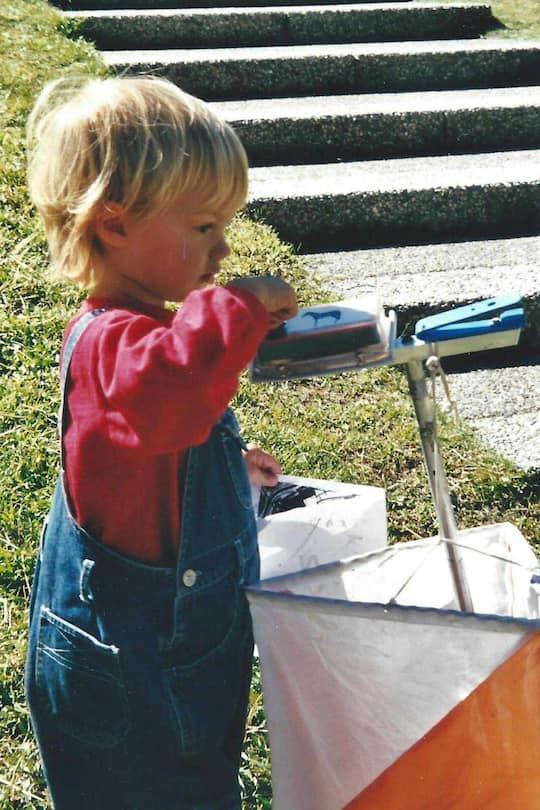 <p>Meine Sportart: Der OL war schon immer Bestandteil meines Lebens. Durch meine Eltern wurde ich als Kleinkind an Wettkämpfe mitgenommen, und ich hatte grossen Spass, die Kinder-OL zu absolvieren und im Ziel ein Sugus zu erhalten.</p>