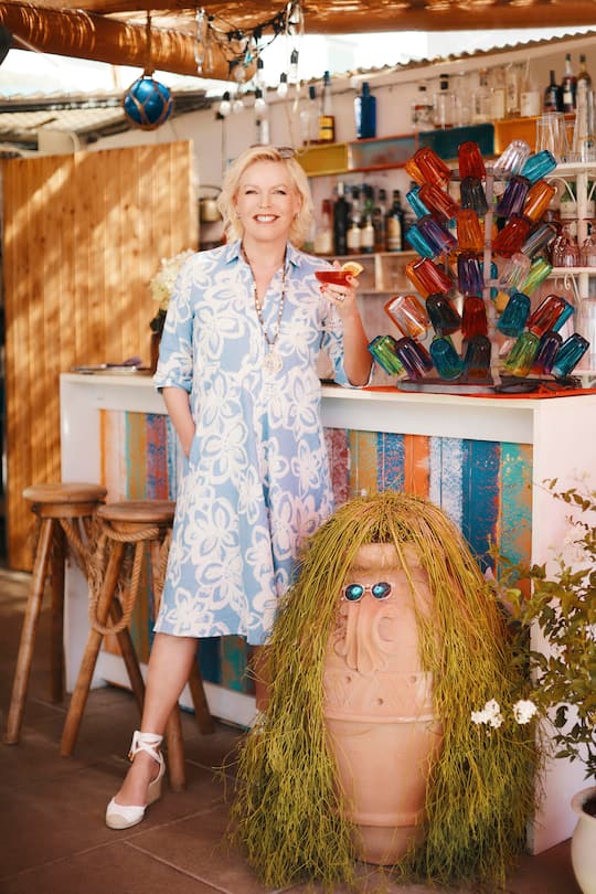 Katja Stauber, ehemalige TV-Moderatorin Tagesschau SRF, in der Badi Winkel 13, Erlenbach SZ, am 09.08.2022, Foto Lucia Hunziker, H&M Gabriela Rhawi