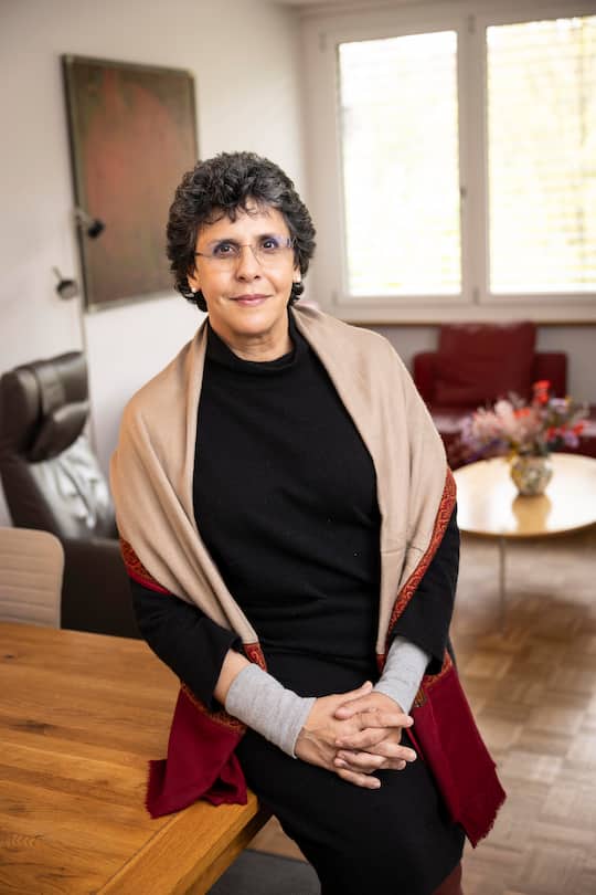 Elham Manea, Politikwissenschaftlerin
