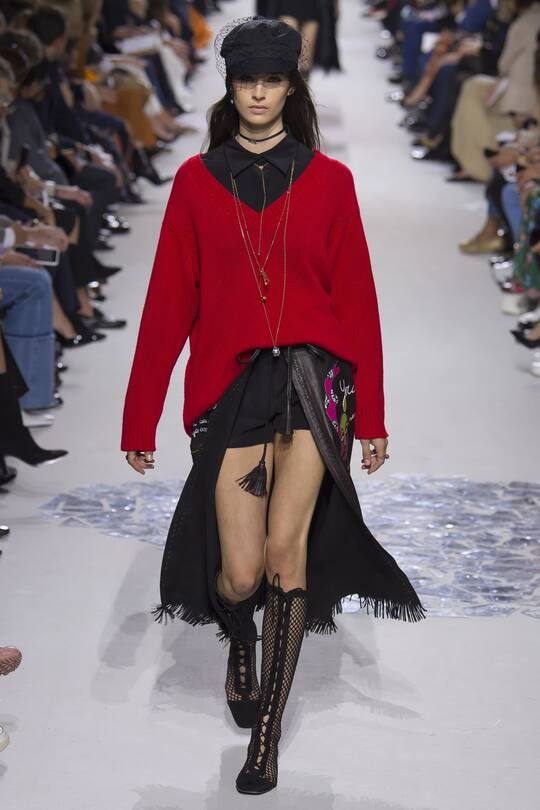 Runway-Look von der Christian Dior Frühjahr/Sommer 2018 Show in Paris