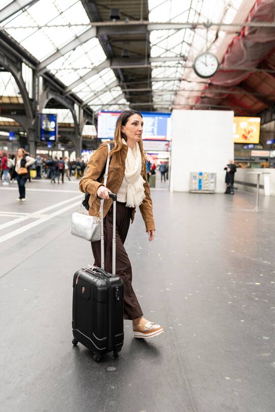 Natalia Ferrara, Präsidentin SBPV, schw. Bankenpersonalverband, im HB Zürich