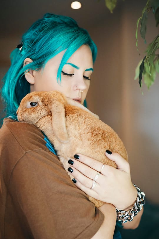 Kings Elliot / Anja Gmür, Singer Songwriterin, in ihrem Wohnort im Südwesten von London, 29.06.2022, Foto Lucia Hunziker