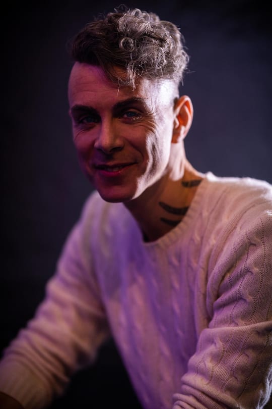 Foto: Joseph Khakshouri 03.11.2023 Asaf Avidan Portrait vor seinem Konzert wehrend der Baloise Session Basel (BS)