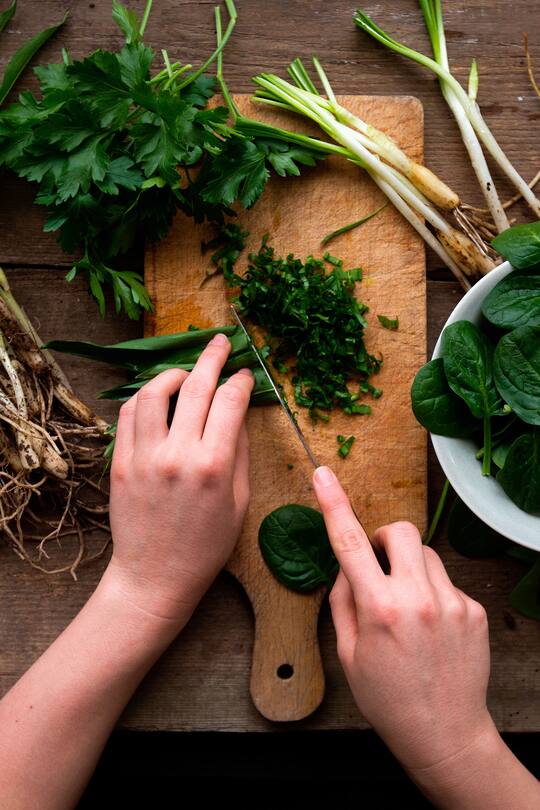 Kartoffelfrittata mit Bärlauch und Spinat