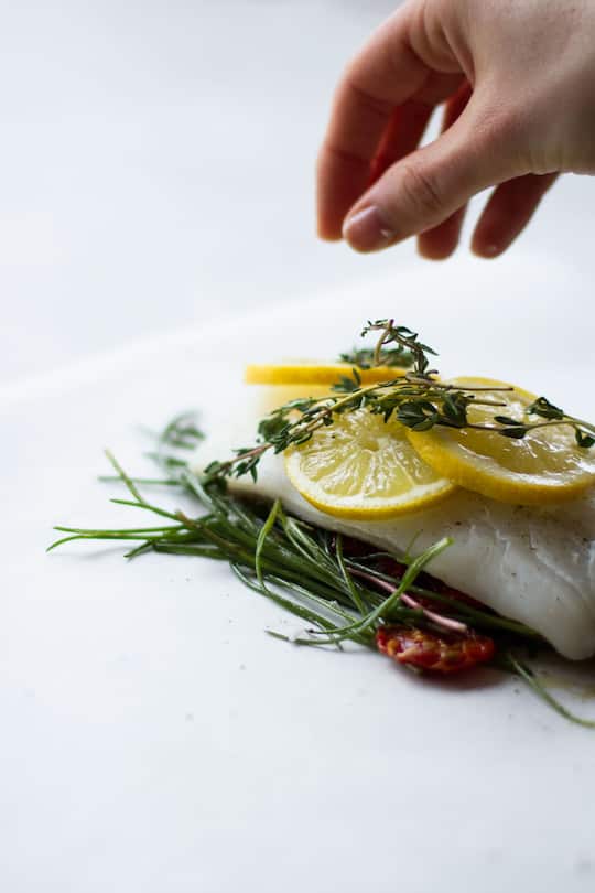 Fischfilet im Backpapier