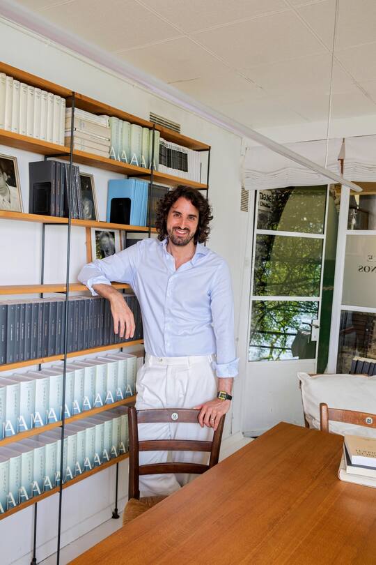 Schweizer Illustrierte, Raphael Brunschwig, CEO Film Festival Locarno, Maria Victoria Brunschwig, Fondazione Eranos, Ascona Raphael Brunschwig und seine Frau Maria-Victoria Haas, fotografiert in der Eranos Foundation in Ascona