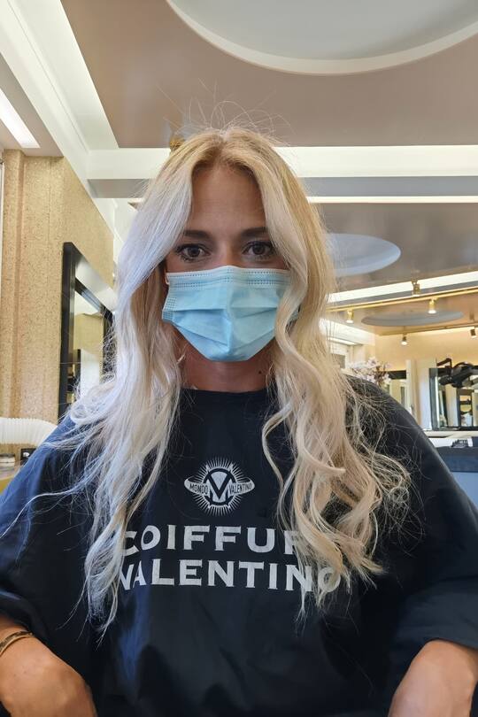 Christa Rigozzi mit Maske