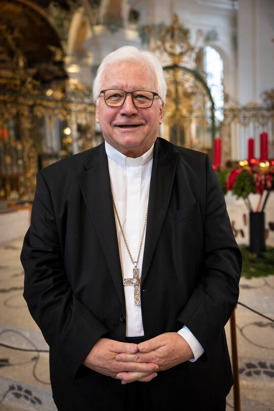 Karin Keller-Sutter, Bundesrätin; Markus Büchel, Bischof