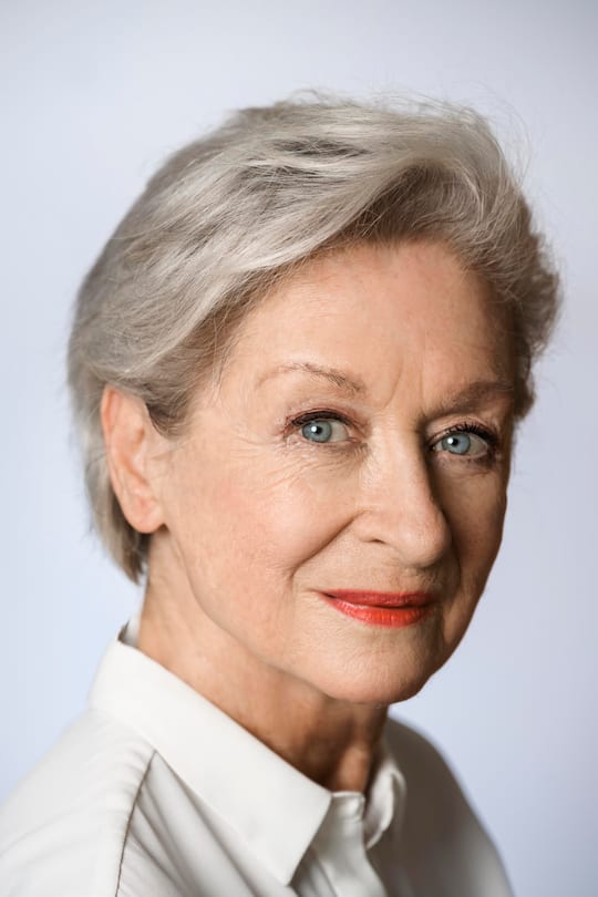 Heidi Maria Glössner Besuch zu Hause zu ihrem 80 Geburtstag