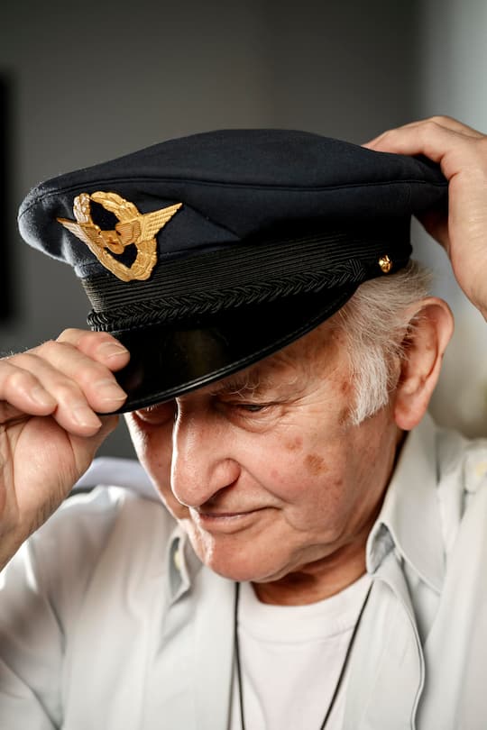 Ernesto Renggli, Flugbegleiter, Stewart, SWISSAIR Flug 100, Entfuehrung 6 September 1970, Wueste Jordanien, Geiselnahme, Zarqa Jordanien, Allenwinden bei Baar, 2024, Fotos: Geri Born