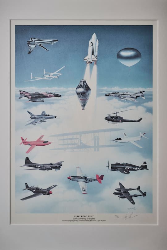 Bertrand Piccard, psychiatre, explorateur et environnementaliste suisse photographieÌ lors d'une interview à l'occasion des 25 ans de Breitling Orbiter 3, le 5 mars 2024 à Lausanne. (© Gabriel Monnet)