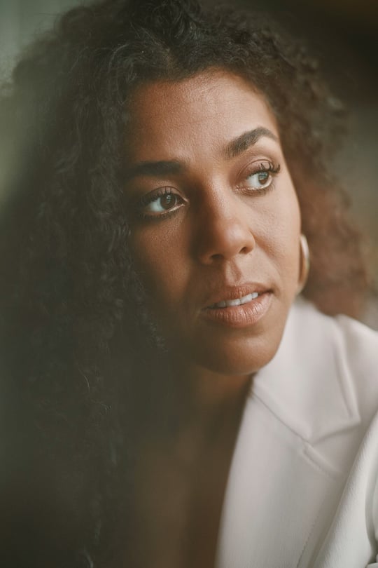 Mujinga Kambundji / Hair & Make-Up: Francis Ases