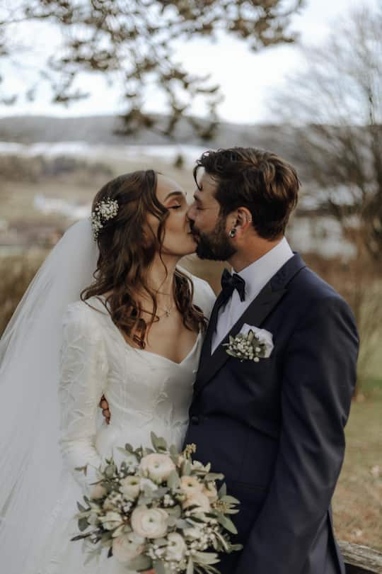 Hochzeit Navarone Garibaldi, Sohn von Priscilla Presley, und Elisa Achilli, Schloss Huenigen in Chrachen, SI 08/2022