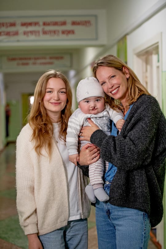 Reise mit Sarina und Felice Arnold nach Kirgistan, wo die Stiftung Zuversicht für Kinder in der Stadt Osh das Spital unterstützt. ©Corinne Glanzmann