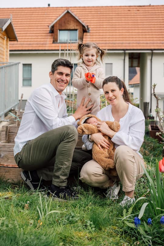 Franco Marvulli mit Frau Belinda, Tochter Carlotta und Sohn Roméo, 2024