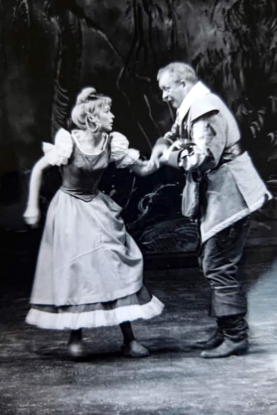 Heidi Maria Glössner Besuch zu Hause zu ihrem 80 Geburtstag