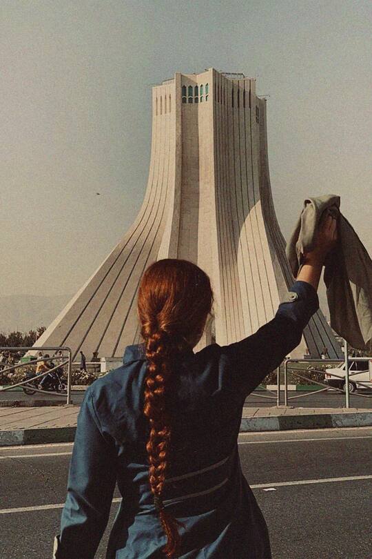The simple act of walking has become a display of defiance for a young Iranian woman who often moves in Tehranâs streets without a compulsory headscarf, or hijab. With every step, she risks harassment or even arrest by Iranâs morality police whose job it is to enforce the strict dress code imposed after the 1979 Islamic Revolution. Tehran. Iran.12 October 2022. Photo by SalamPIx/ABACAPRESS.COM (FOTO: DUKAS/ABACA)
