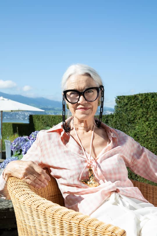 Schweizer LandLiebe LL04&05/22, Homestory, privat Daheim, Carmen Meier Meister, Innenaufnahmen, Interiors, Exteriors, Uerikon, Haus am See, Model, Sommer, Kunst, Sammlung, Kunstsammlung DIESE BILDER DÃRFEN NICHT HERAUSGEGEBEN WERDEN!!!!