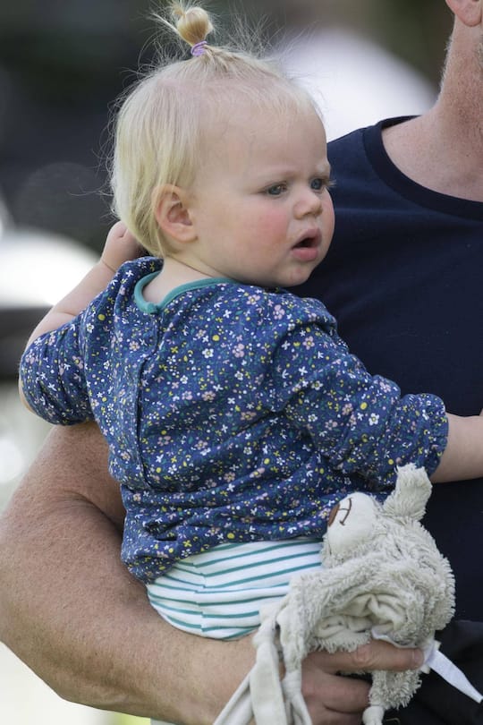 . 15/09/2019. Stroud, United Kingdom. . Gatcombe Park. Mike Tindall arrives at the Whatley Manor Horse Trials with his daughter Lena . PUBLICATIONxINxGERxSUIxAUTxHUNxONLY xi-Imagesx IIM-20152-0015