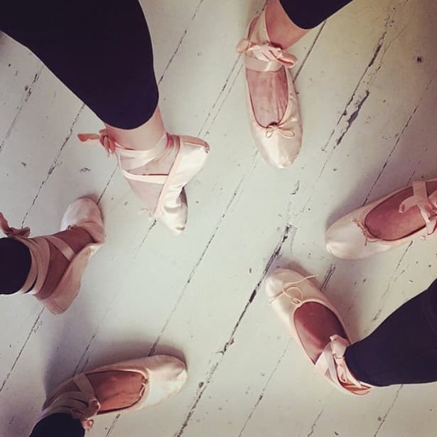 instaTrend Shoe-Selfie