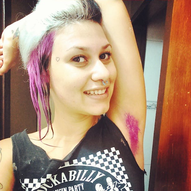 Achselhaare färben Trend Instagram Tumblr #DyedArmpit