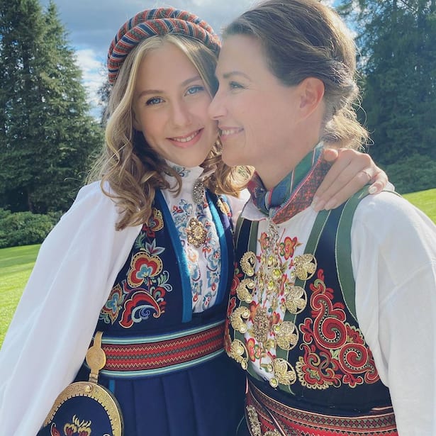 Märtha Louise, Leah Isadora