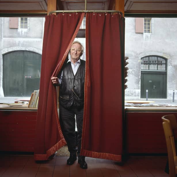 Vorhang auf für den Stammgast: Bichsel tritt 2010 ins Restaurant Kreuz in Solothurn, die Genossenschaftsbeiz, die ihm zweite Heimat war.