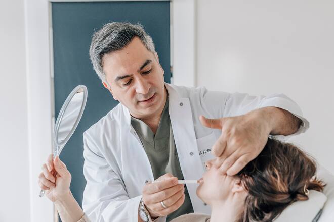 Farid Clinic Utoquai