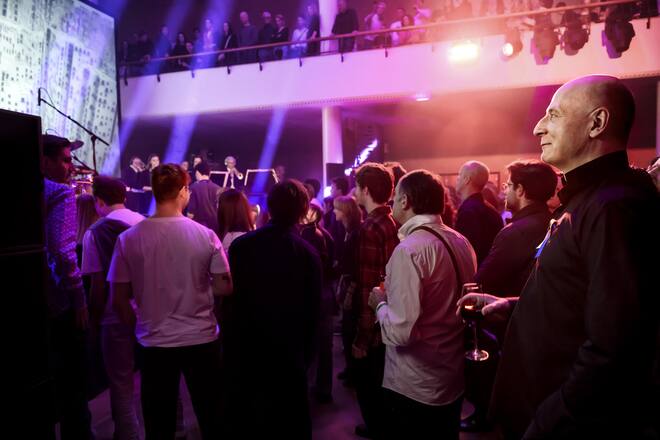 <p>Järvi bei Tonhalle Late: Nach einem Klassikkonzert mit dem Tonhalle-Orchester Zürich gehts weiter mit DJs und Partysound.</p>