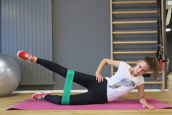 Sportübung für den Bauch