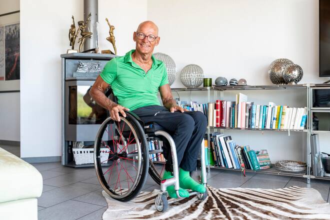 Heinz Frei , Sportler, in seinem Haus in Oberbipp