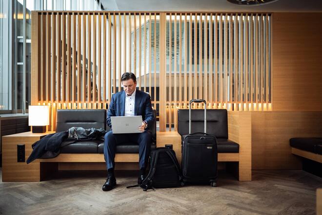 05.12.2023 - Urs Lehmann am Flughafen Zürich - Der Top Manager auf Reisen.